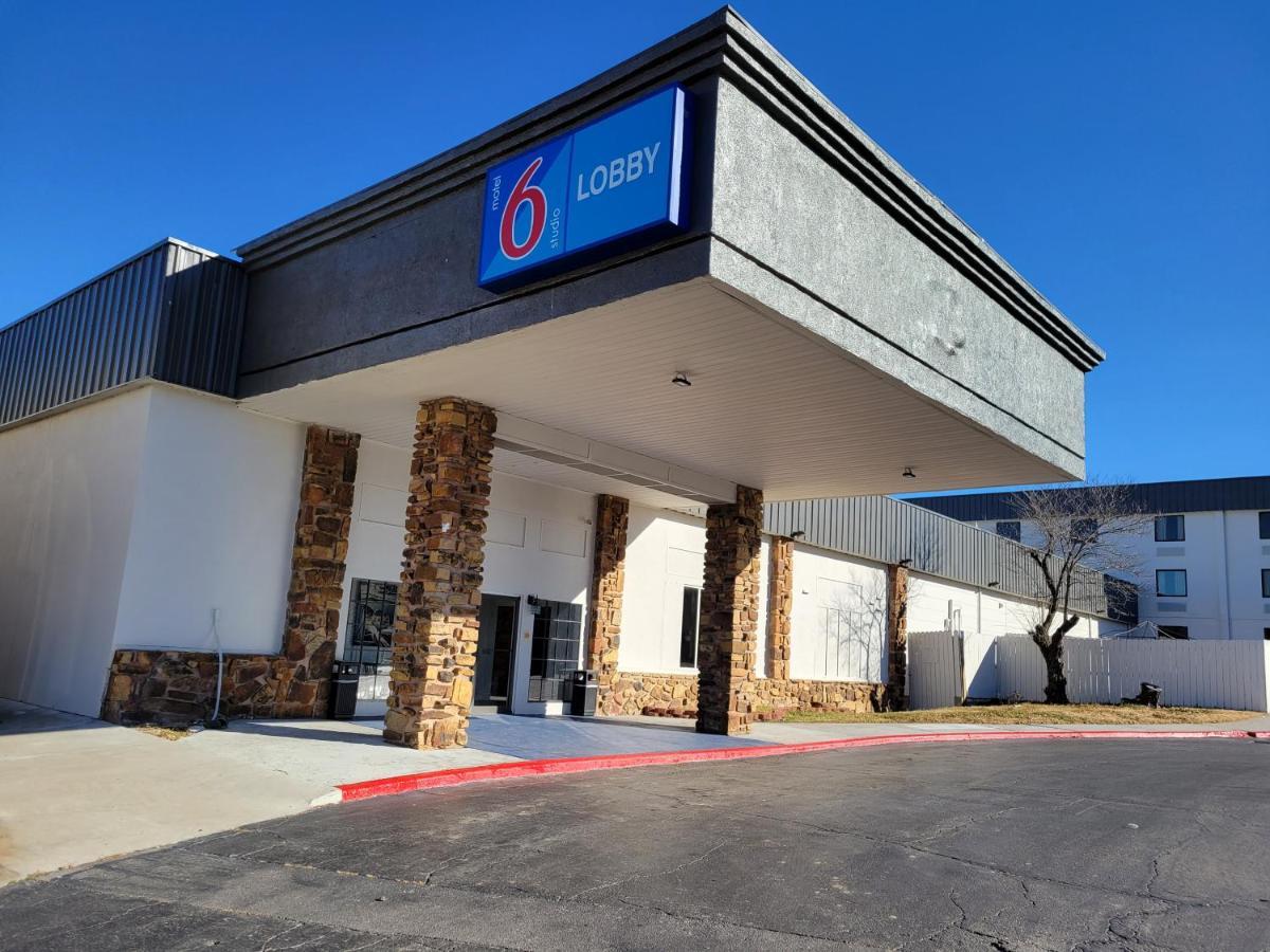 Motel 6 - Bartlesville, Ok ภายนอก รูปภาพ